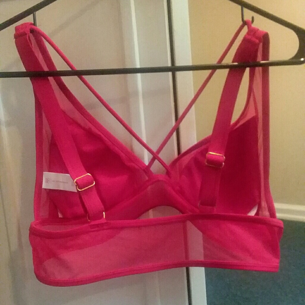 Red Bikini - Picture 2 of 3